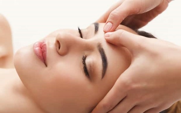 5 Bước massage mặt đánh bay nếp nhăn đầy hiệu quả